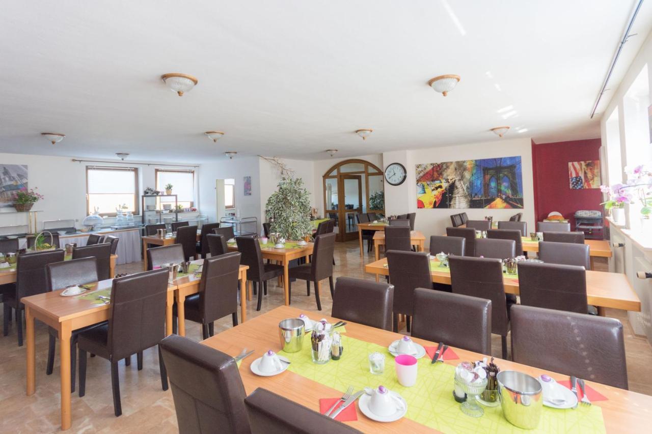 Hotel Bartholomaeus Zeitlarn Dış mekan fotoğraf